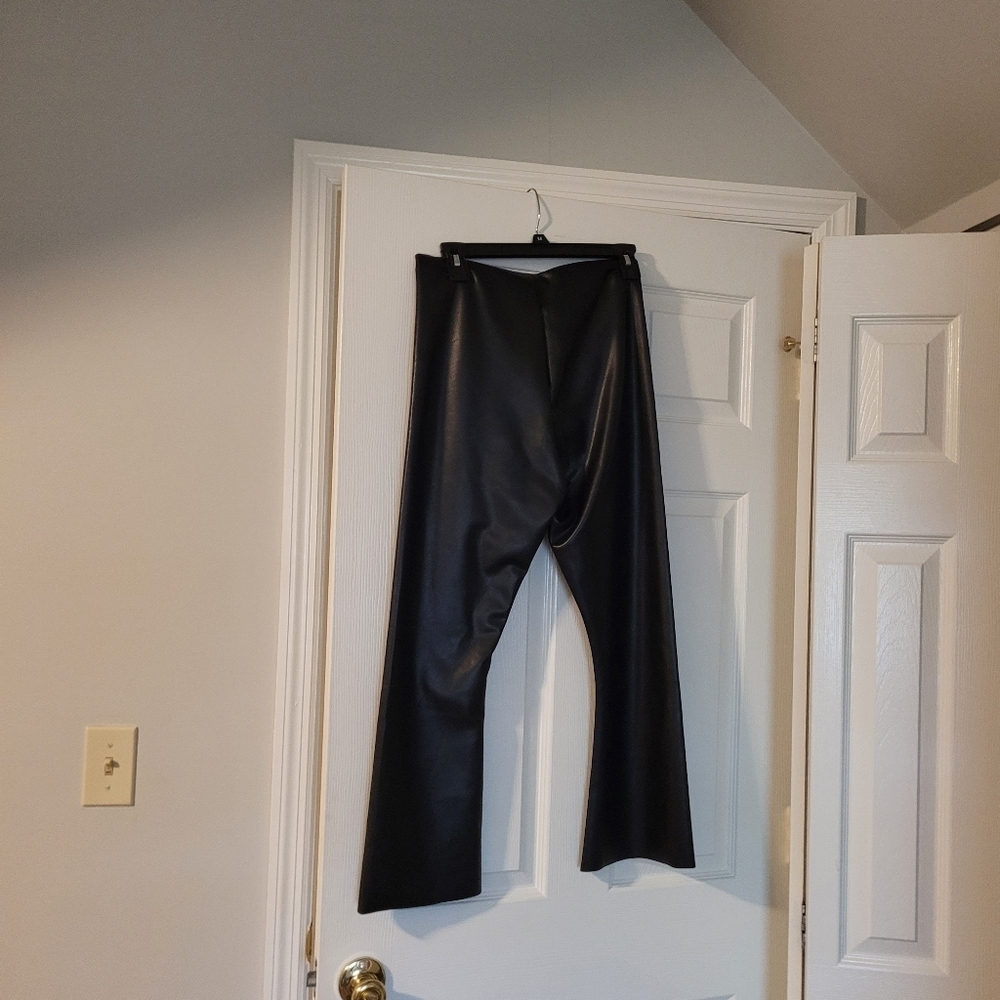 NWT- Black Faux Leather Flare Cropped Pants - Picture 8 of 9